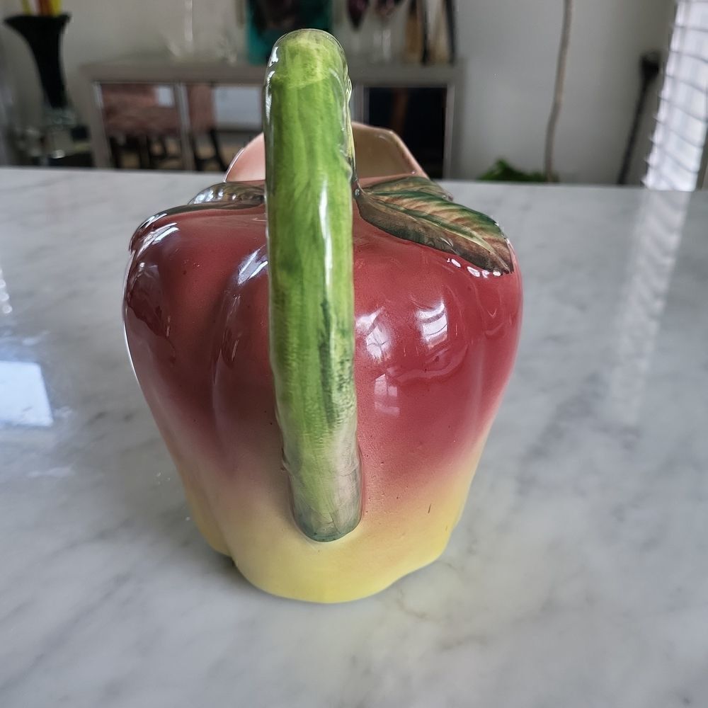 Fruit Pitcher   - Picture 4 of 6